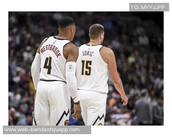 外线危机加剧国王主场对决掘金拉文缺阵施罗德出战机会渺茫 外线危机加剧国王主场对决掘金拉文缺阵施罗德出战机会渺茫