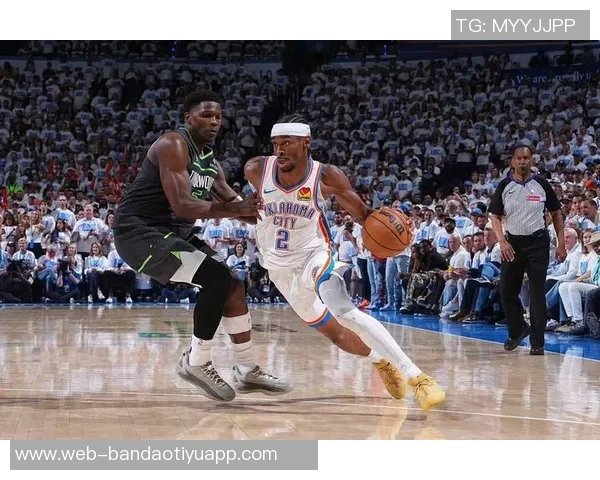 亚历山大回忆大学时期的坚持与表现让教练信任我连续首发22场比赛 亚历山大回忆大学时期的坚持与表现让教练信任我连续首发22场比赛