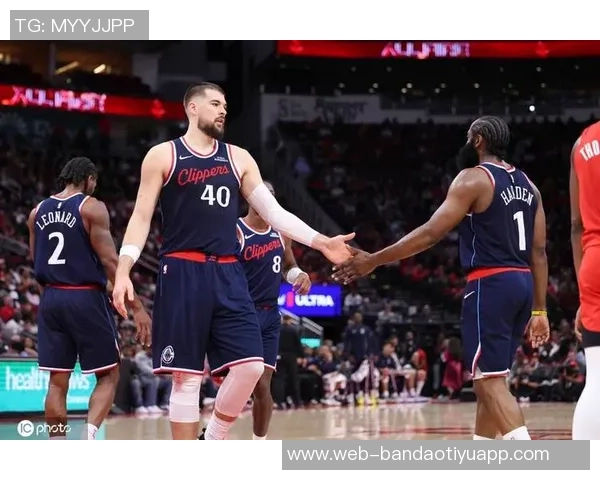 多支球队争抢祖巴茨快船开出至少两个首轮选秀权的要价