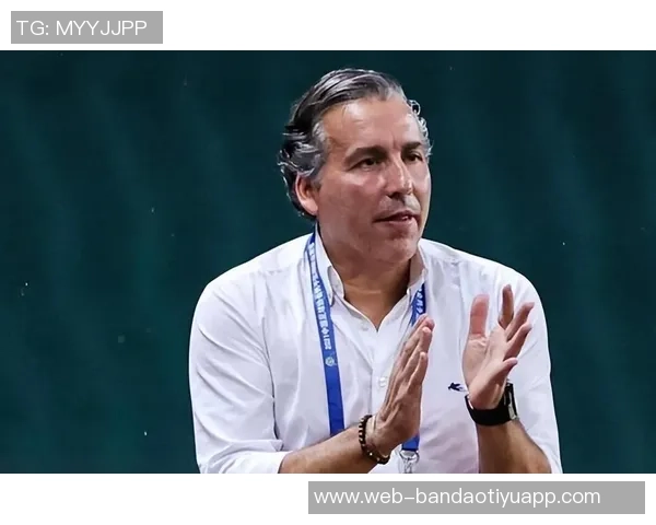 前波兰主帅米赫涅维奇未报名国足主帅选聘引发关注 前波兰主帅米赫涅维奇未报名国足主帅选聘引发关注