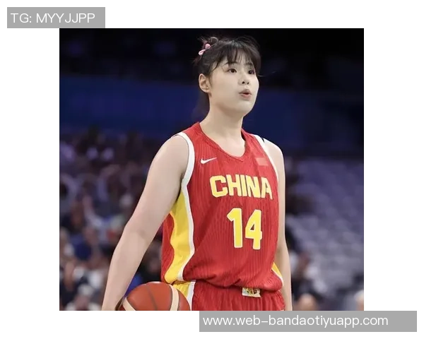 李月汝首秀震撼全场代表Mist队出战近7分钟贡献3分5板表现出色